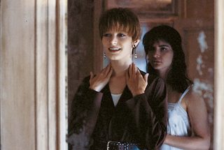 Single White Female still 3