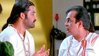 Adhurs still 5