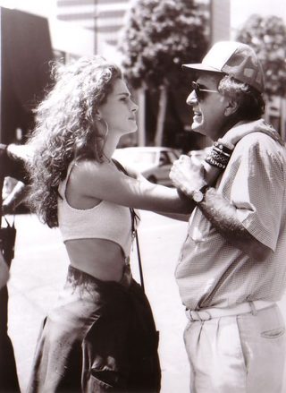 Pretty Woman still 6