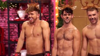 RuPaul's Drag Race Holi-Slay Spectacular still 4