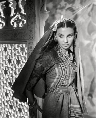 Black Narcissus still 6