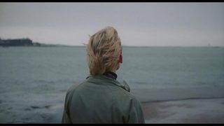 Tove still 4