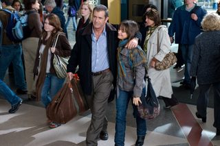 Edge of Darkness still 7