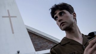 Moffie still 2