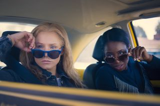 Queenpins still 4