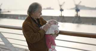 Gloria Mundi still 4