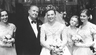 Muriel's Wedding still 2