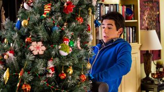 Pete's Christmas still 4