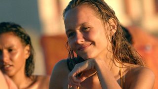Mektoub, My Love: Intermezzo still 6