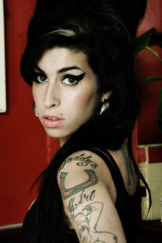 Amy still 3