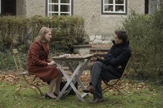 Lara still 3