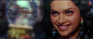 Om Shanti Om still 3