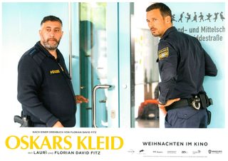 Oskars Kleid still 7