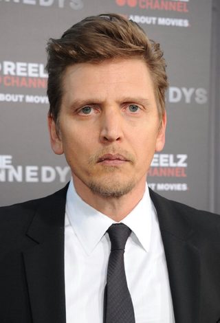Barry Pepper, photo 1 of 3