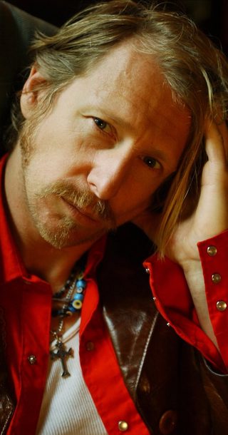 Lew Temple, photo 3 of 3