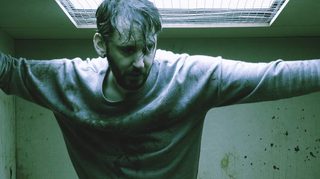 Box still 7