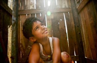 Slumdog Millionaire still 6