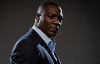 Adewale Akinnuoye-Agbaje, photo 1 of 3