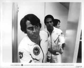Capricorn One still 2