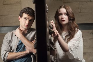 Beautiful Creatures still 4