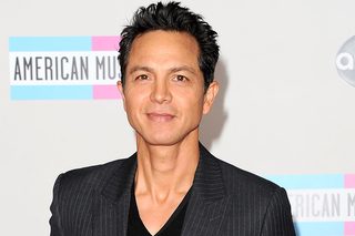 Benjamin Bratt, photo 2 of 3