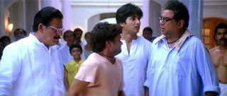 Chup Chup Ke still 3