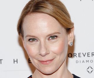 Amy Ryan, photo 2 of 3