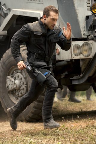 Insurgent still 7