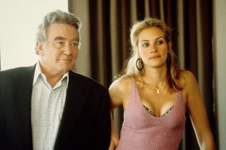 Erin Brockovich still 5