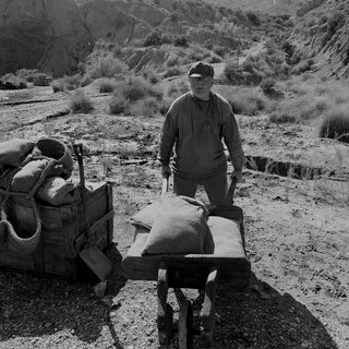 Escanyapobres still 5