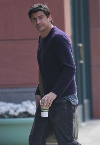 Ken Marino, photo 2 of 3