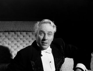 Night of the Ghouls still 5
