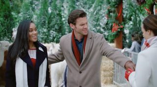 Random Acts of Christmas still 5