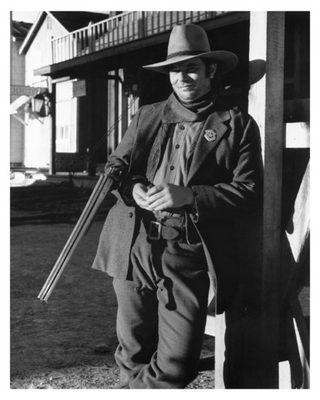Young Guns II still 5
