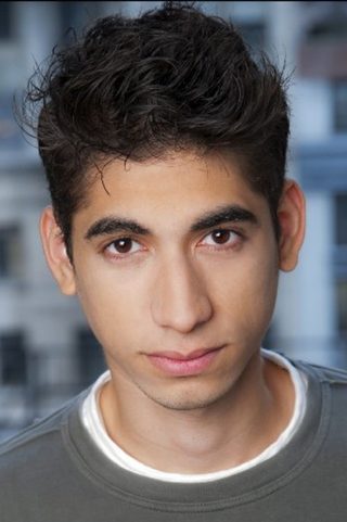 Alexander Flores