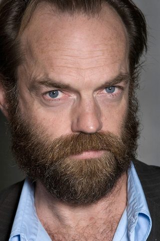 Hugo Weaving, photo 1 of 3