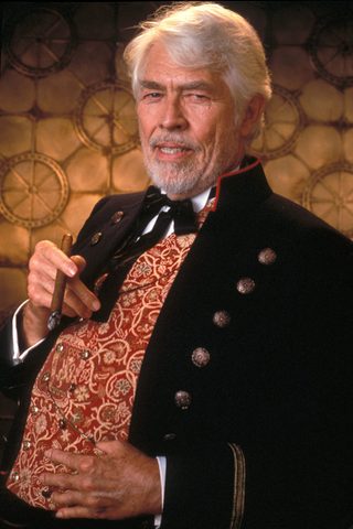James Coburn, photo 1 of 3
