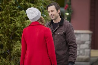 Making Spirits Bright still 6