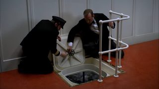 Saving the Titanic still 4