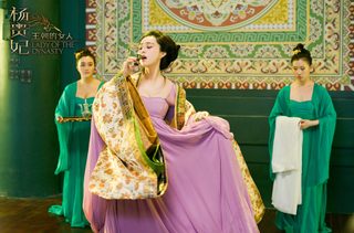 Lady of the Dynasty still 8