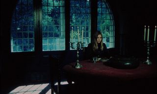 A Virgin Among the Living Dead still 6