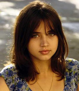 Virgin Rose still 4
