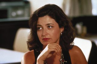 Annie Potts, photo 1 of 3