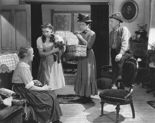The Wizard of Oz still 3