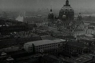 Berlin: Symphony of a Great City still 6