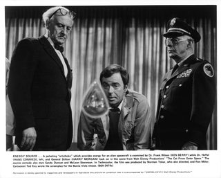 The Cat from Outer Space still 4