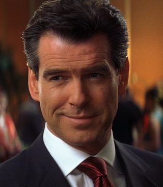 Pierce Brosnan, photo 1 of 3