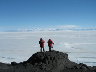 Encounters at the End of the World still 7