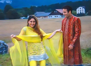 Hulchul still 4