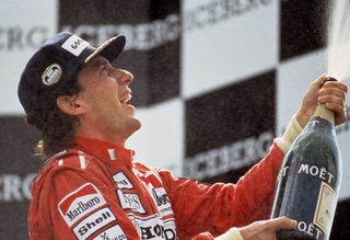 Senna still 3